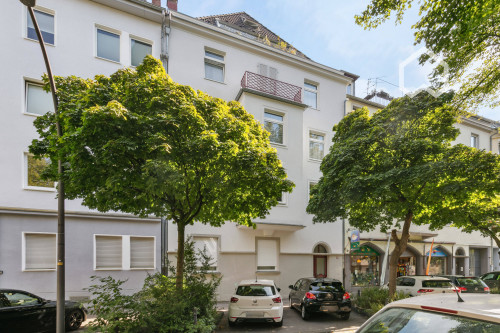 Exclusive 3-room maisonette apartment in Cologne Sülz with cathedral view