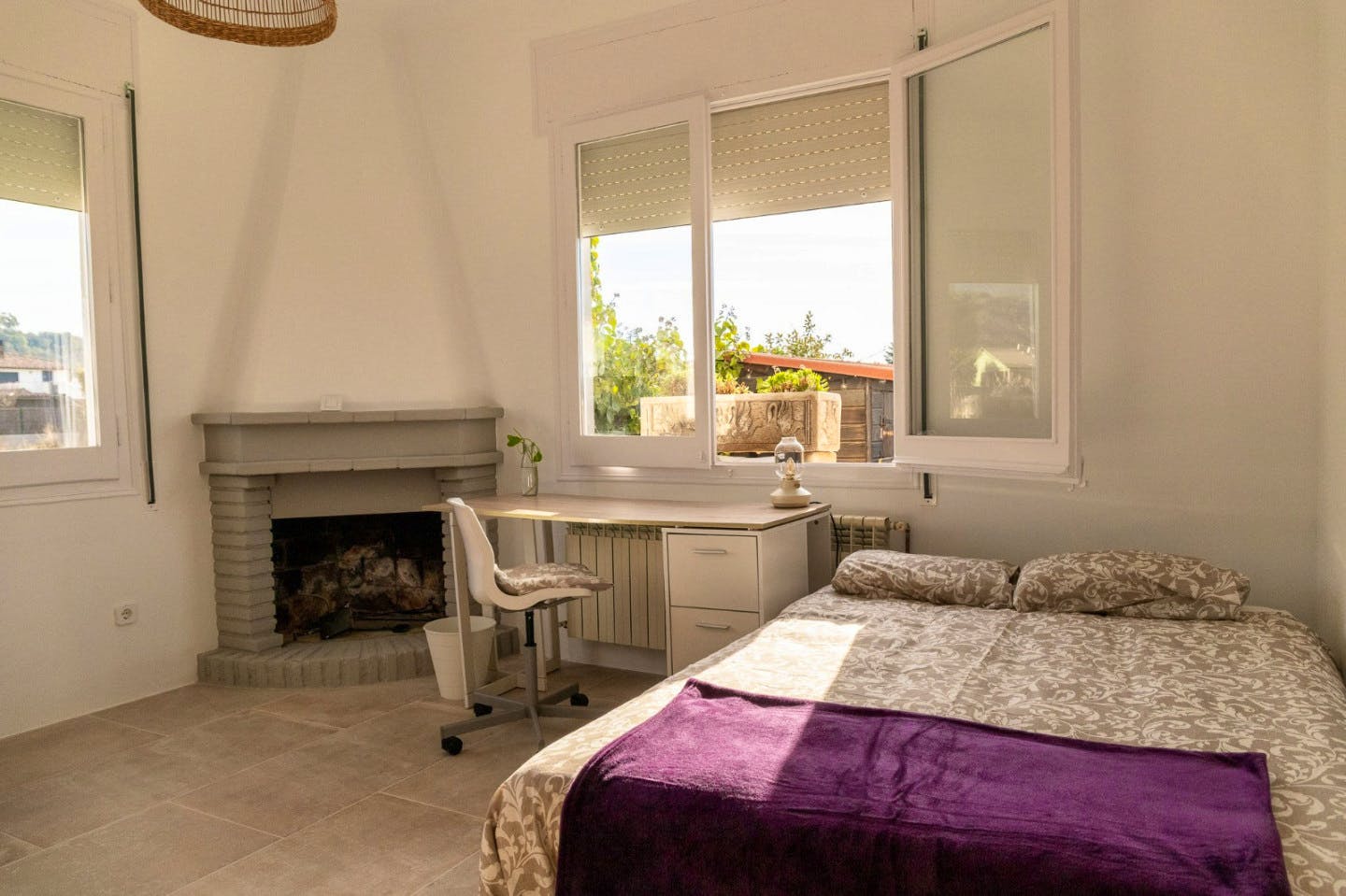 Room 4  -  Creative Rural House w/ Coworking  - Gallery -  10