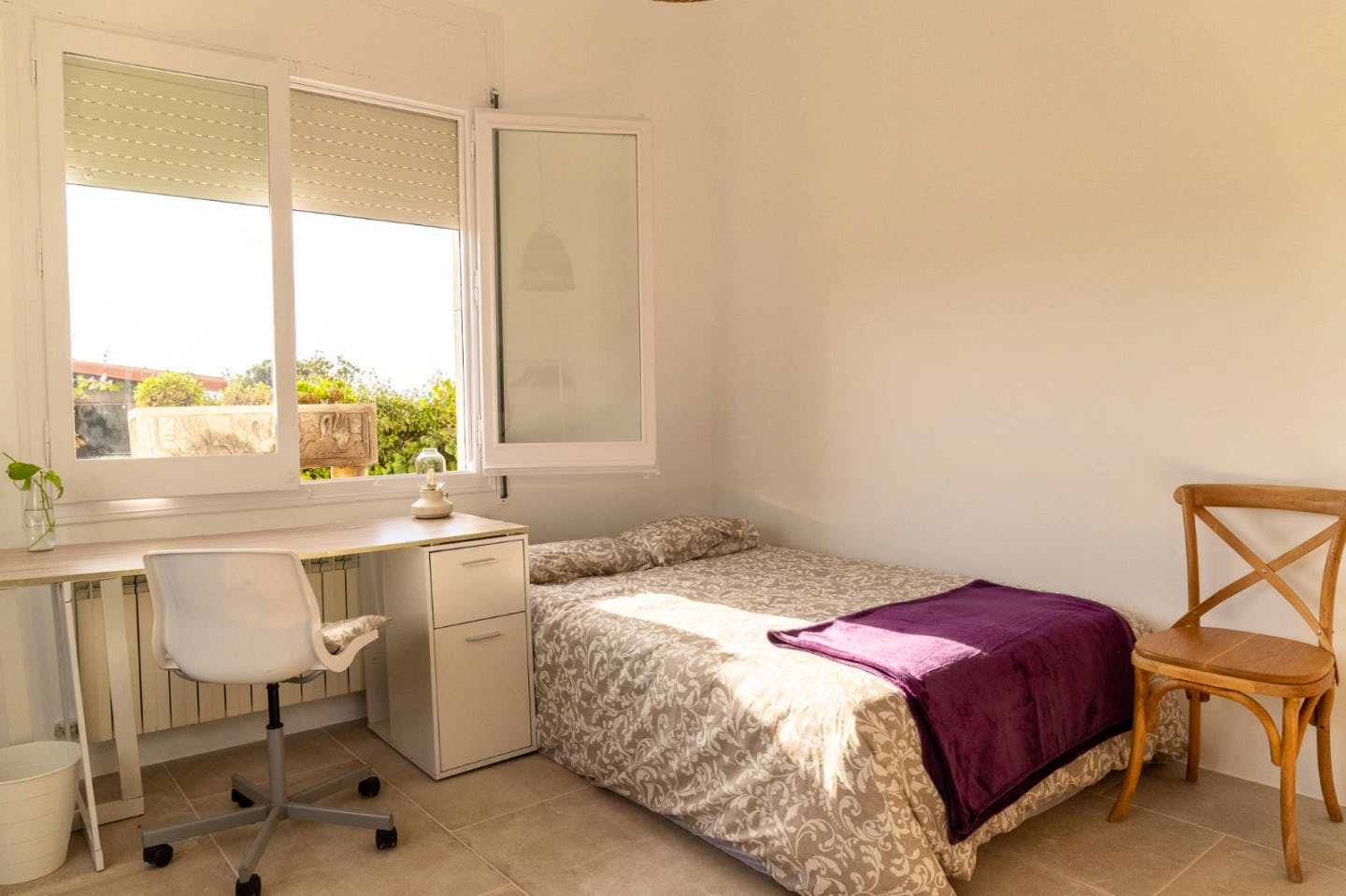  Room 2  -  Creative Rural House w/ Coworking  - Gallery -  1