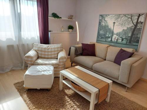 Central and Quiet. Cozy 2.5 room apartment in the center of Leverkusen (near Cologne).