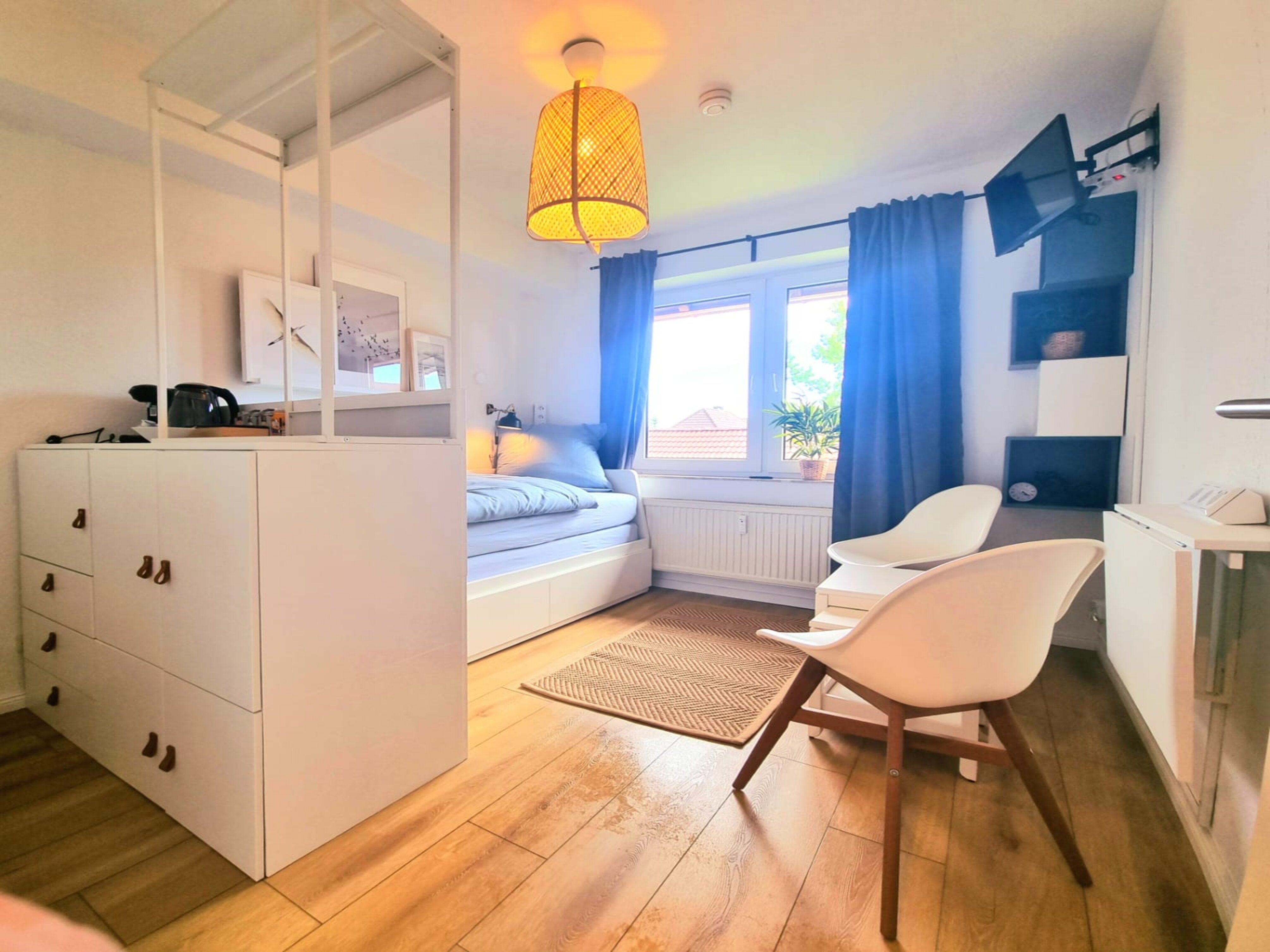 Cute, Modern Apartment (Emden) - 1