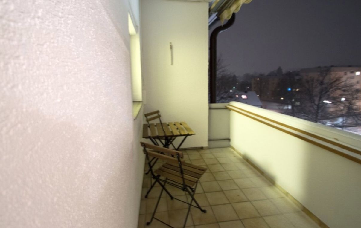 Living In Sindelfingen - Nice 3 Room Apartment With Balcony And Direct Connection - 1