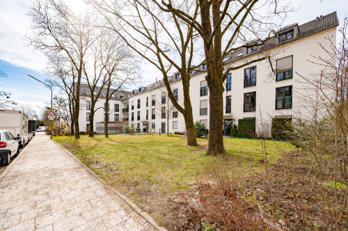 Chic 2-Room Apartment with Upscale Amenities in Serene Green Setting - Ideal for Business - Close to A99 - in Munic - Gallery - 8