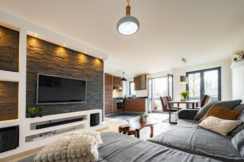 Chic 2-Room Apartment with Upscale Amenities in Serene Green Setting - Ideal for Business - Close to A99 - in Munic