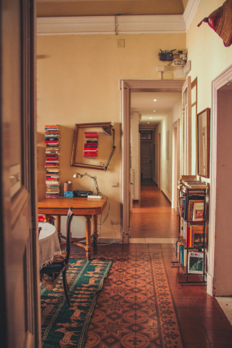 Spacious Coliving in Historic Catania with Cozy Terrace & Gourmet Food District Nearby