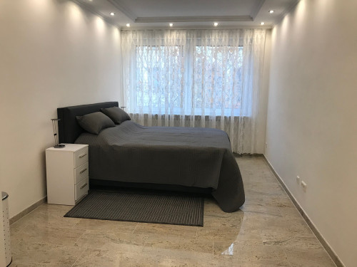Pretty, quiet flat with balcony in popular central neighbourhood Flingern