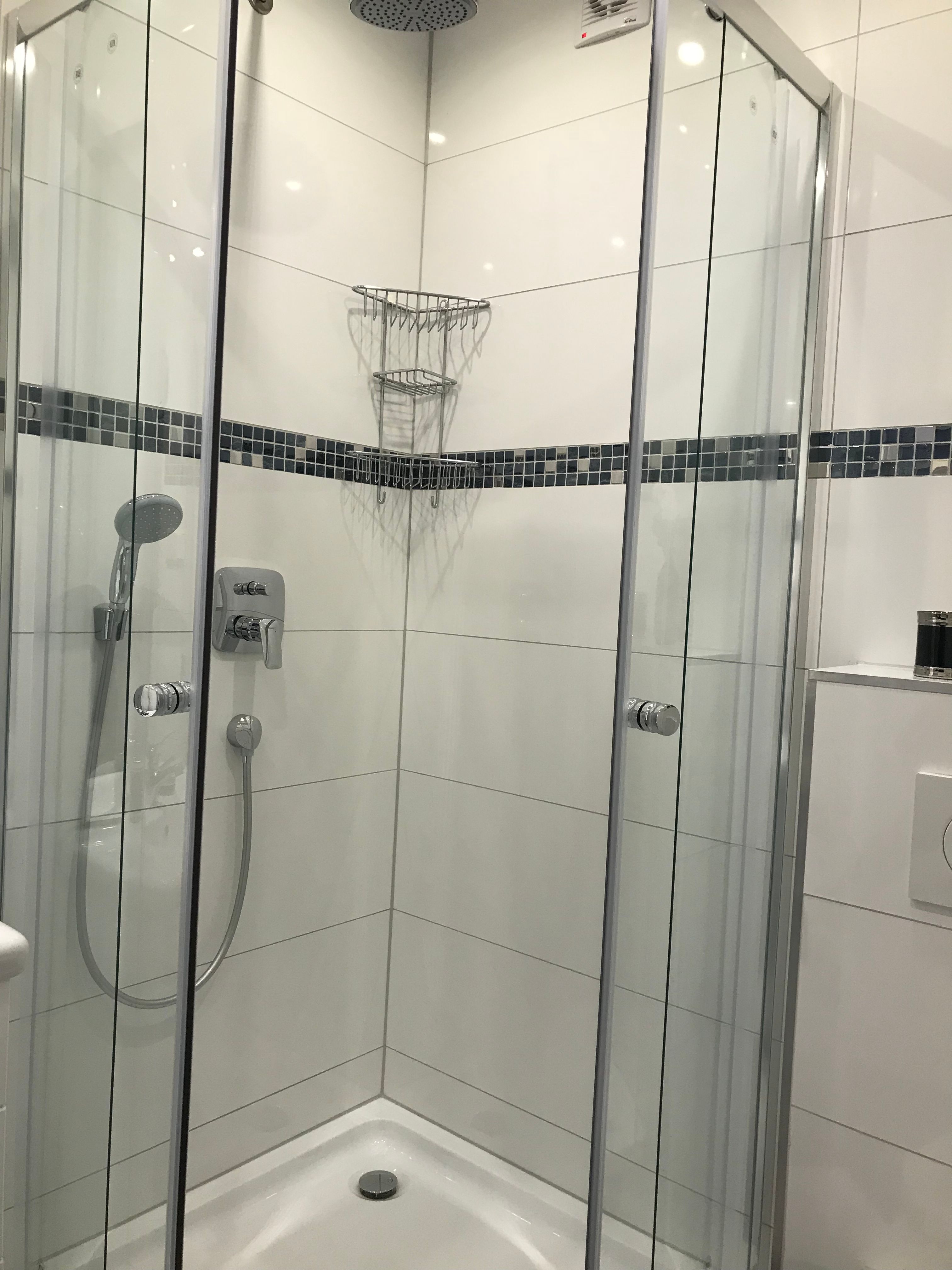Pretty, Quiet Flat With Balcony In Popular Central Neighbourhood Flingern - 9