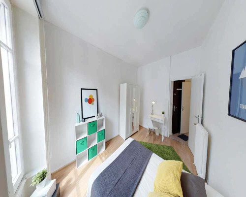 Chambre dans le rue du Garet