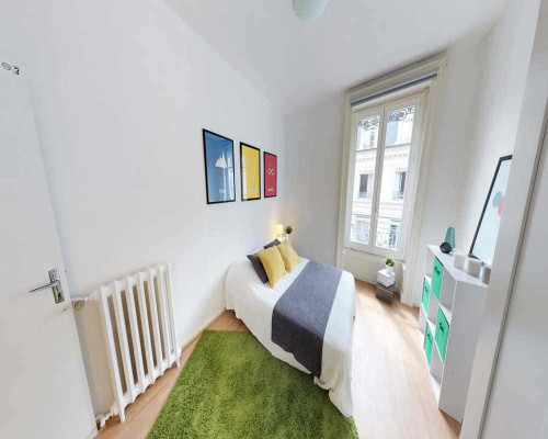 Chambre dans le rue du Garet