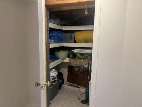 Beautiful private Basement Apartmen - Gallery - 9