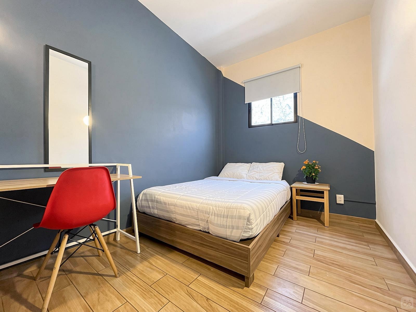 Master Room - 1