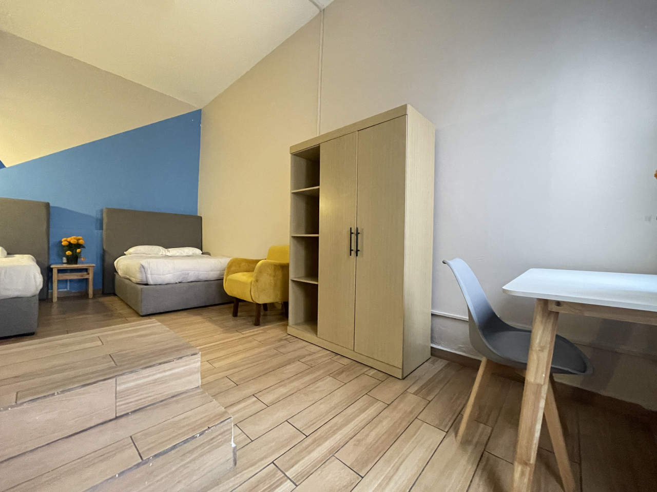 Loft Room - 12