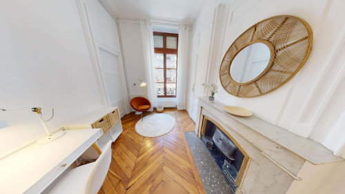 Room in Grande Rue de Vaise, Lyon for 92 m² with 3 bedrooms - Gallery - 3