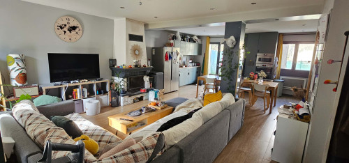 Room in Impasse du Tonneau, Bobigny for 180 m² with 8 bedrooms - Gallery - 10
