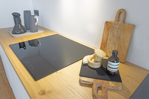 Beautiful 3-room apartment in Düsseldorf-Bilk with a large quiet balcony and high-quality fitted kitchen. - Gallery - 9