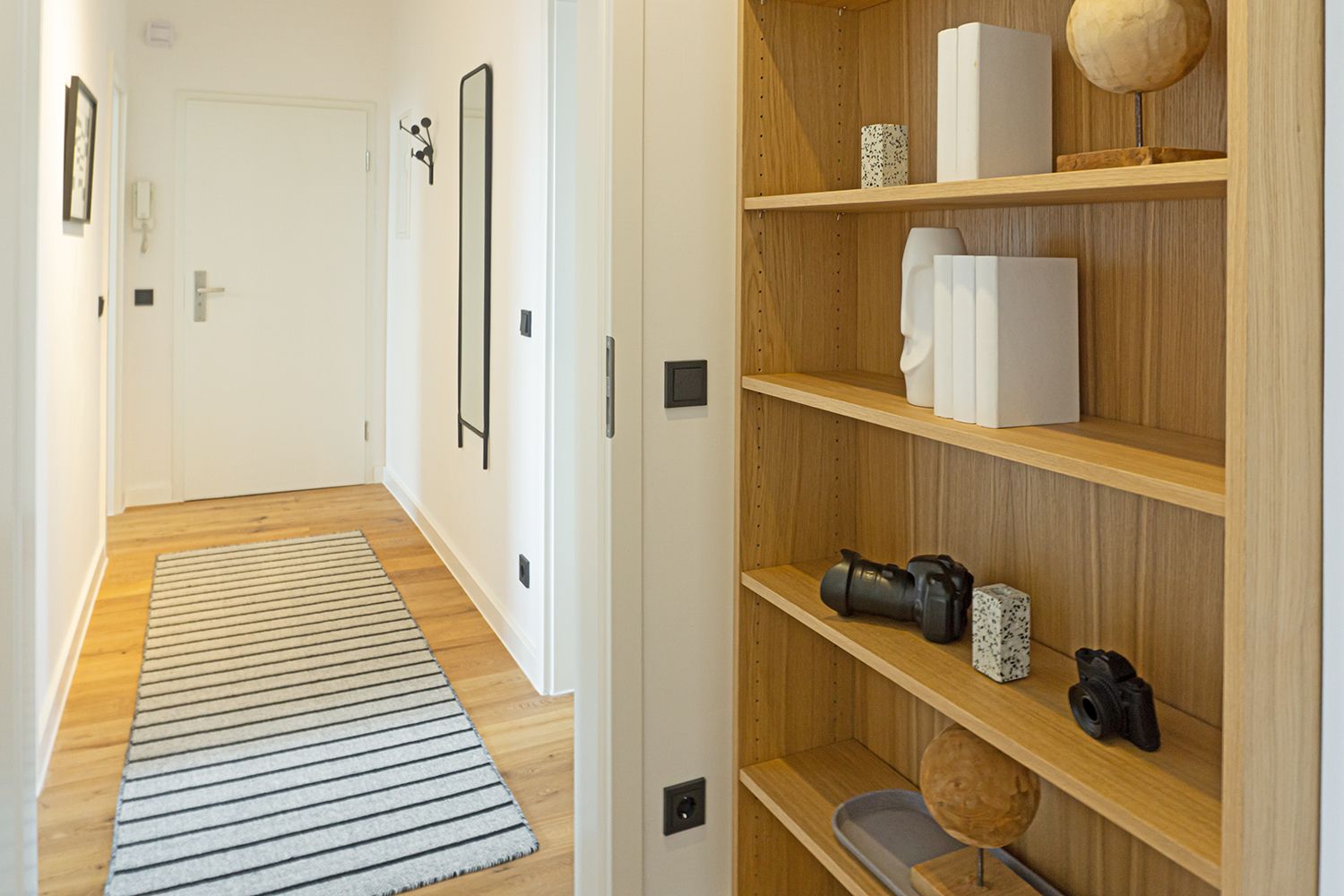 Beautiful 3-Room Apartment In Düsseldorf-Bilk With A Large Quiet Balcony And High-Quality Fitted Kit - 14