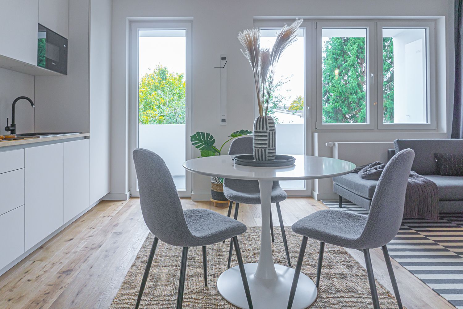 Beautiful 3-Room Apartment In Düsseldorf-Bilk With A Large Quiet Balcony And High-Quality Fitted Kit - 23