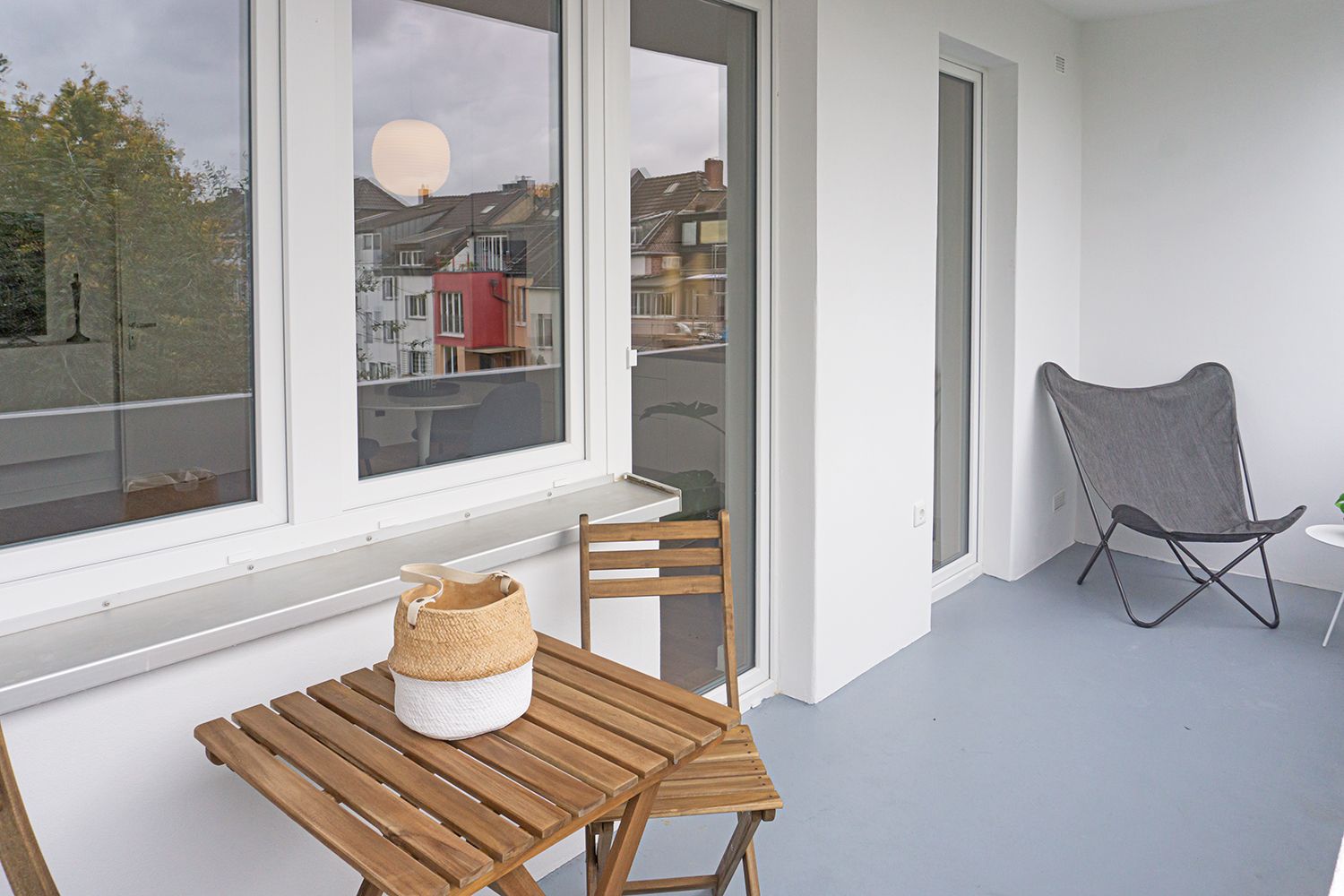 Beautiful 3-Room Apartment In Düsseldorf-Bilk With A Large Quiet Balcony And High-Quality Fitted Kit - 2