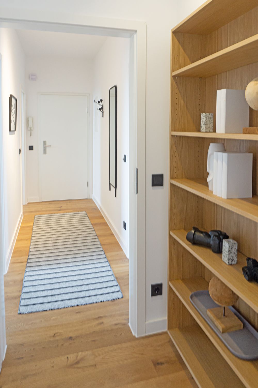 Beautiful 3-Room Apartment In Düsseldorf-Bilk With A Large Quiet Balcony And High-Quality Fitted Kit - 15