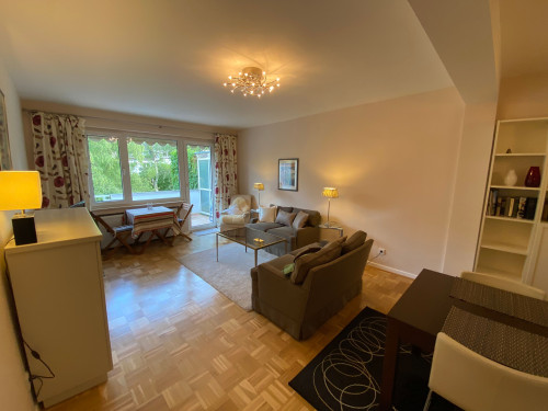 Gut ausgestattete 2 Zimmer Wohnung mit Balkon in bester Lage - Gallery - 4
