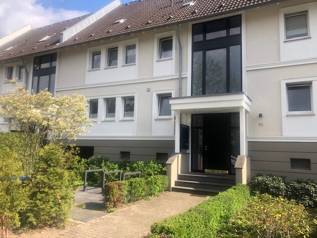 Gut Ausgestattete 2 Zimmer Wohnung Mit Balkon In Bester Lage - 21
