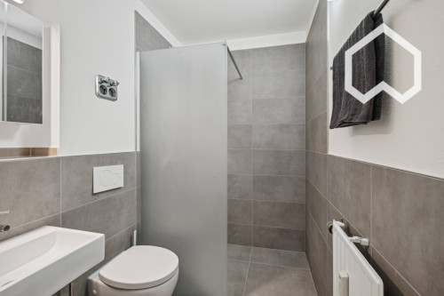 Charming and modern 1-bedroom apartment with balcony in Wiesbaden