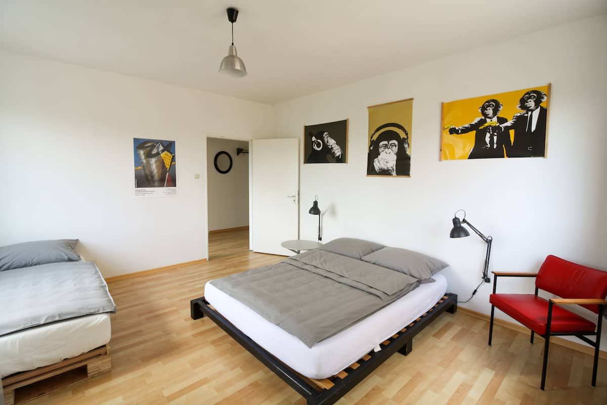 Central, Quiet Living At Karlsruhe Main Station With 3 Bedrooms - 13