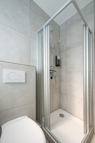 Captain's Nest: Stylish, near harbour, 2x parking - Gallery - 5