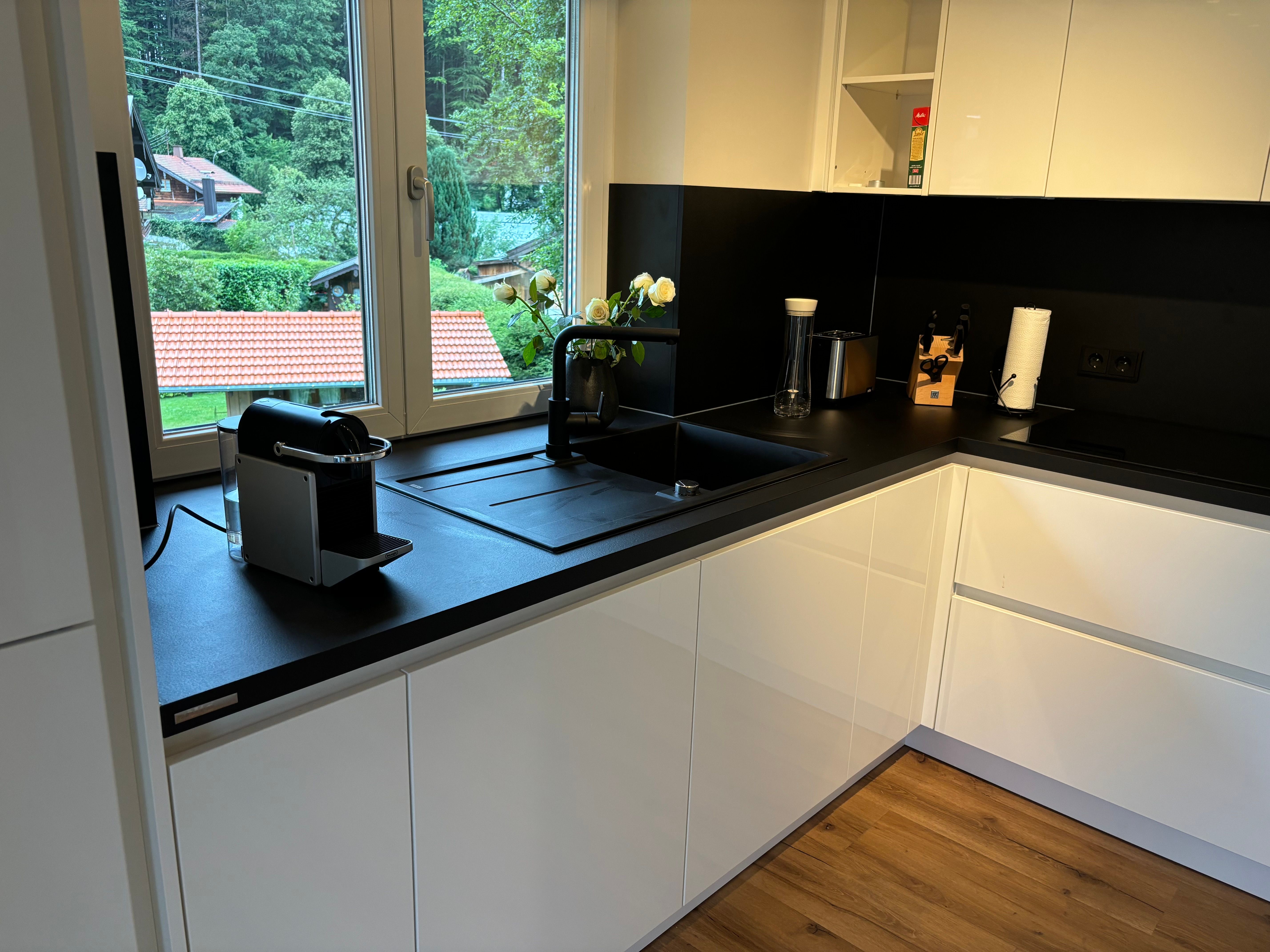 Modern & Cozy Temporary Apartment In The Heart Of Bad Wiessee - 13