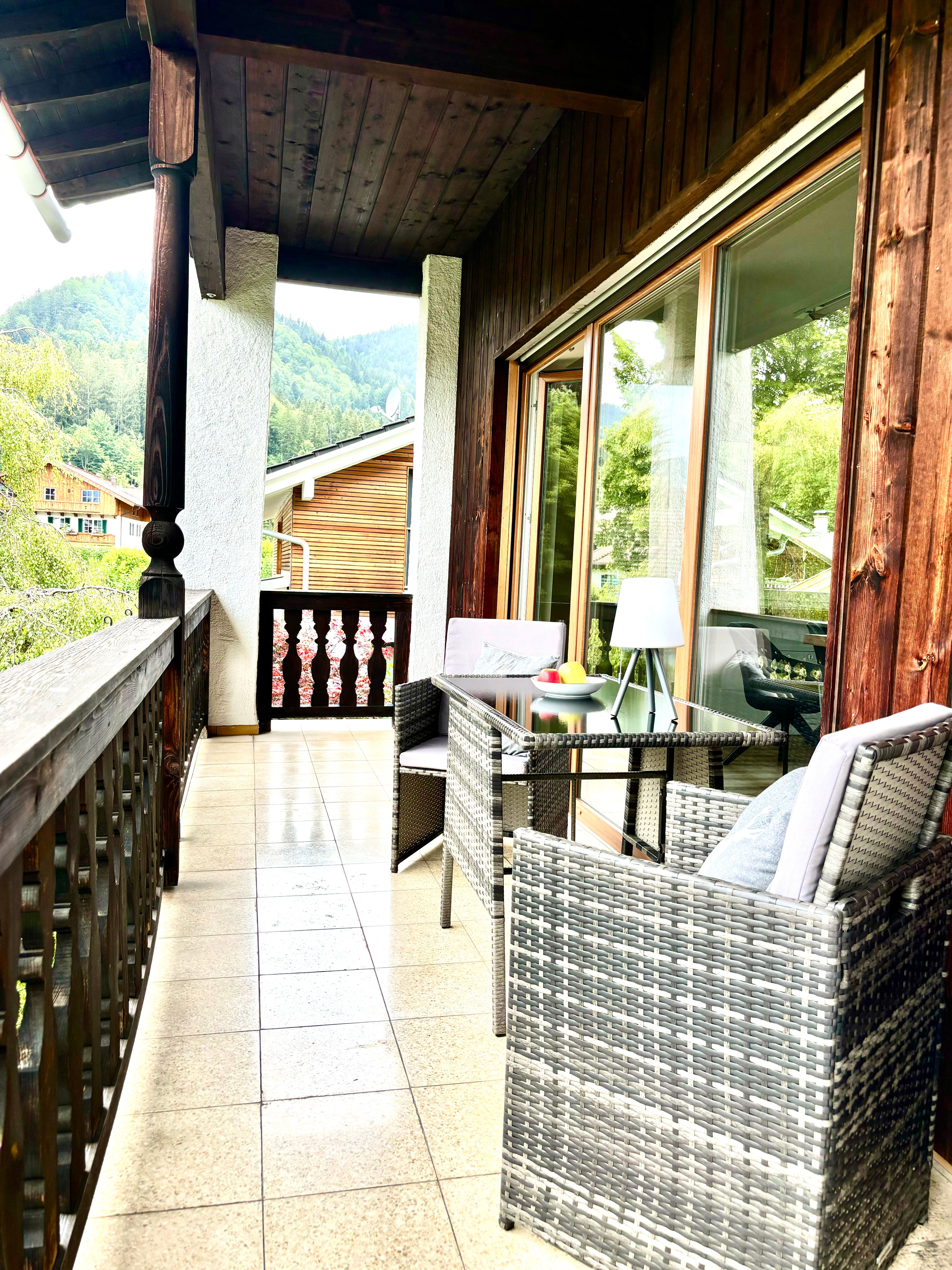 Modern & Cozy Temporary Apartment In The Heart Of Bad Wiessee - 34