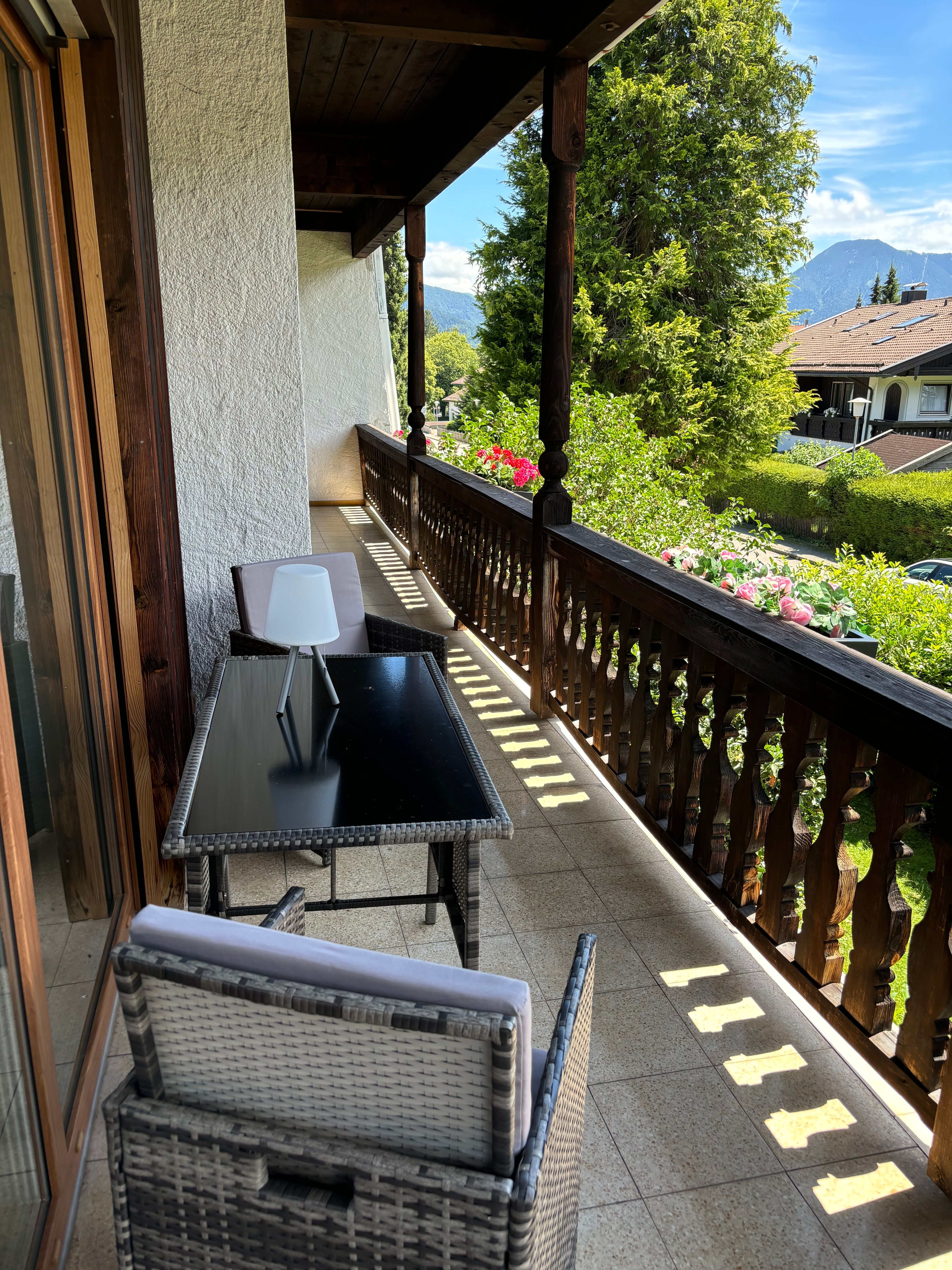 Modern & Cozy Temporary Apartment In The Heart Of Bad Wiessee - 4