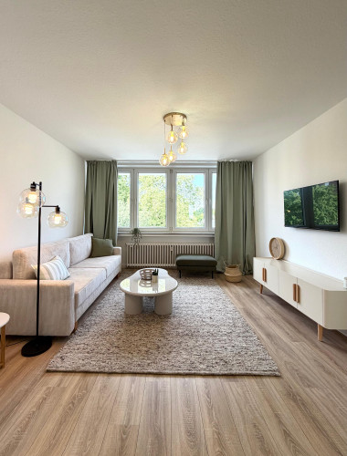 Stylish feel-good oasis with sunny balcony - Gallery - 10