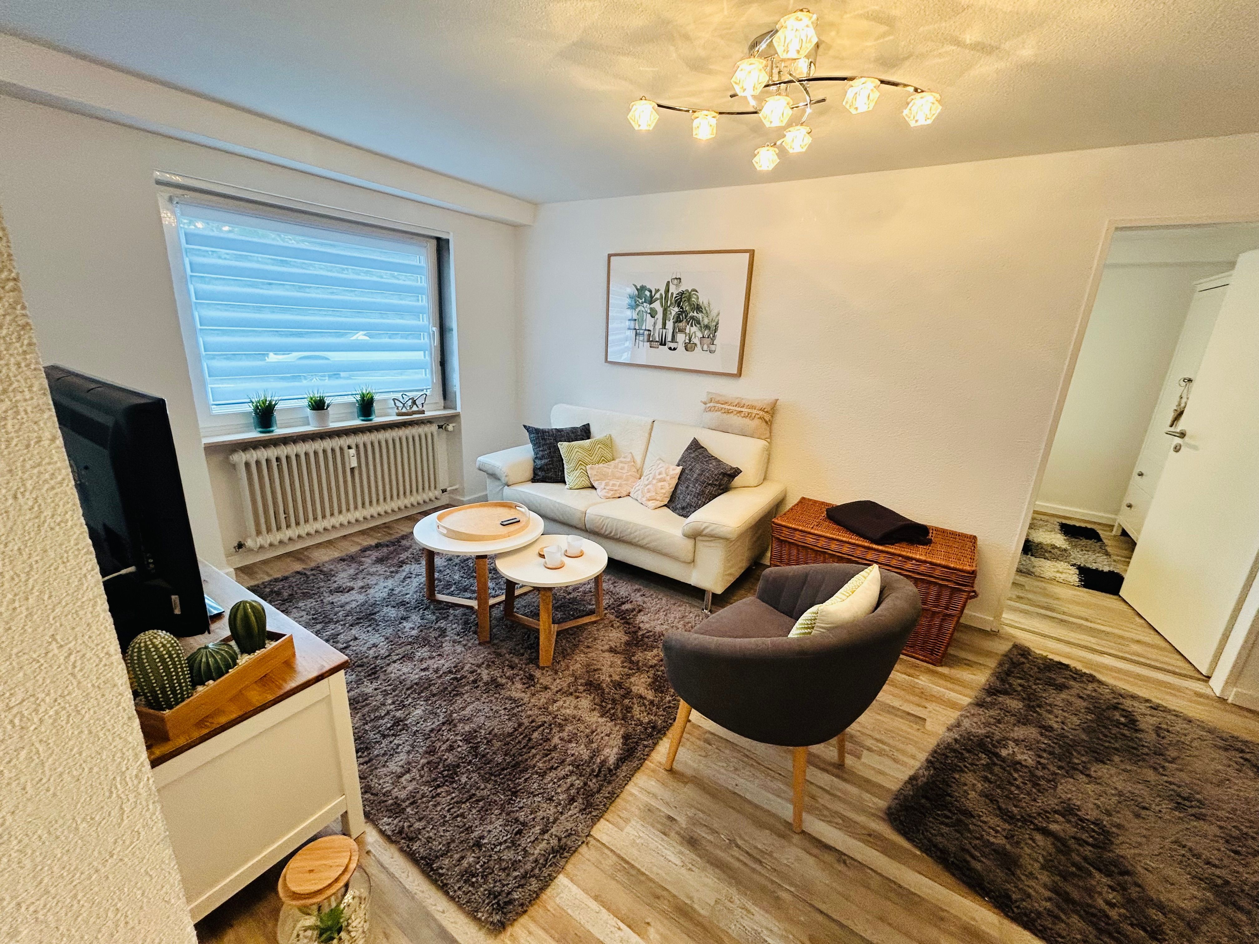 Schöne Barrierefreie 2 Zimmer Wohnung In Ruhigem Aber Zentralem Wohngebiet - 37