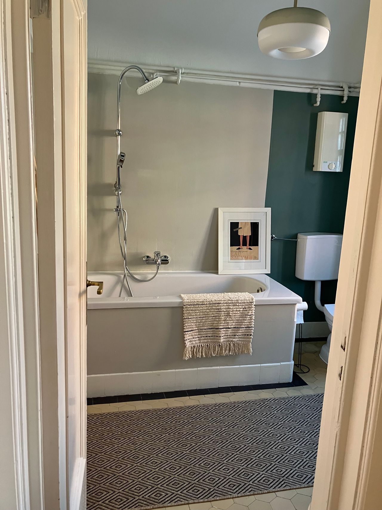 Prime Location In Staden! Live In A Magnificent Historic Landmark. - 12