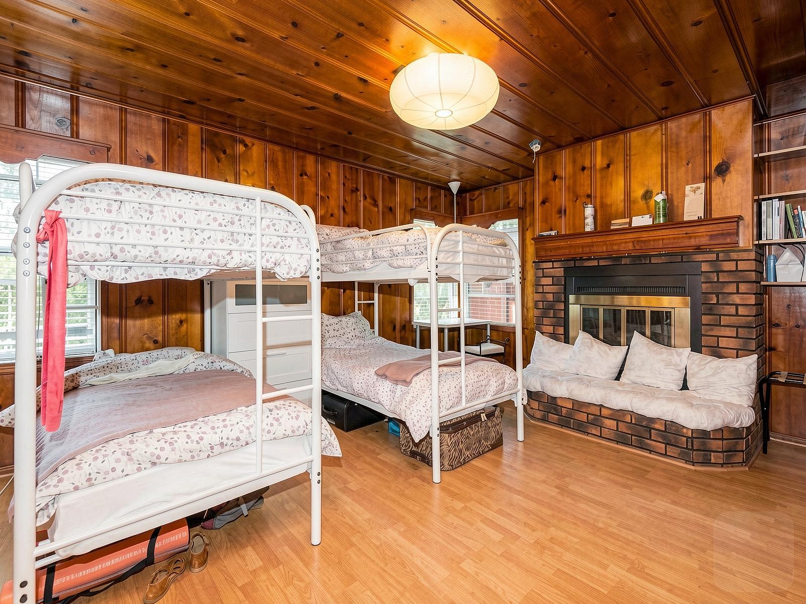 Bed In A 4-Bed Gender Separated Room - 3
