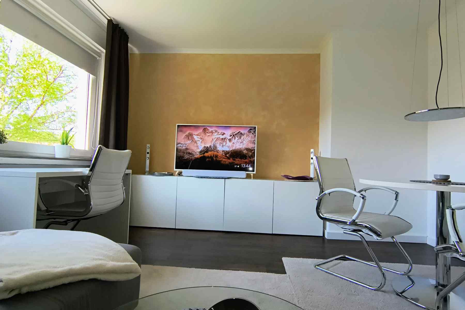 2 Room Flat - 56m² Free Wlan + Free parking Public Transport Near By - 1