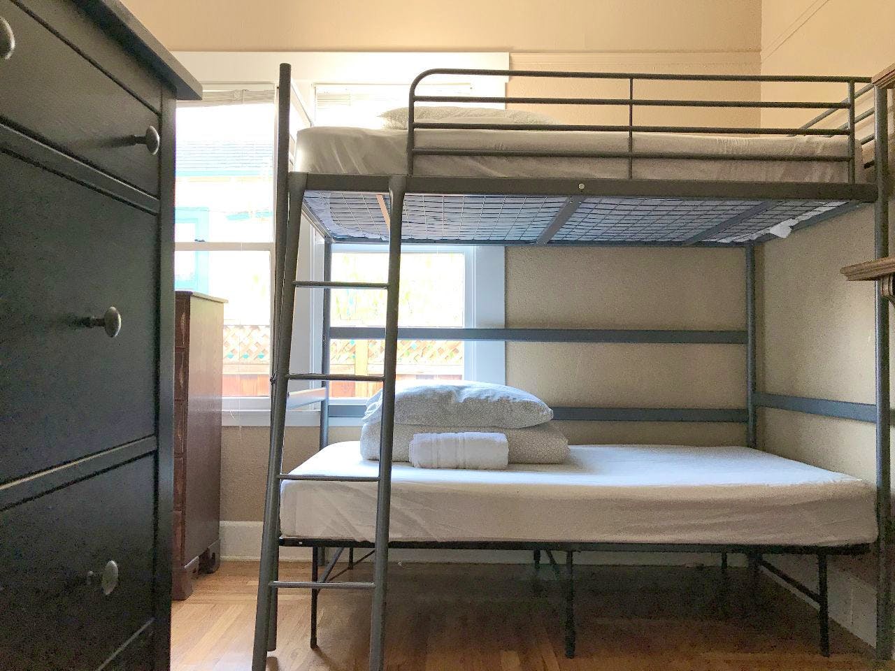  Bed In A 4-Bed Gender Separated Room  -  Big Modern House w/ Backyard  - Gallery -  1
