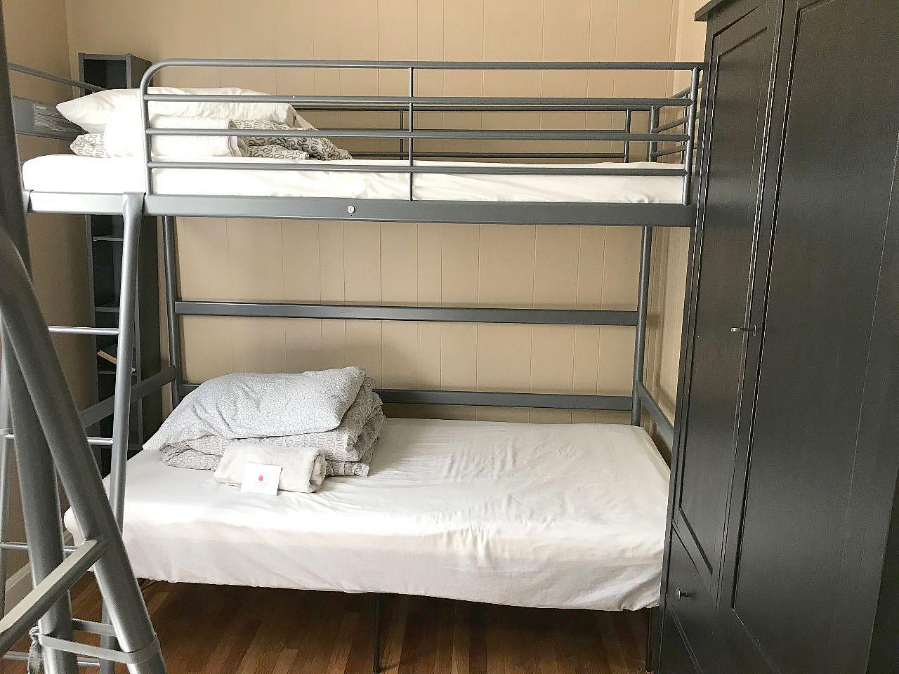  Bed In A 2-Bed Gender Separated Room  -  Big Modern House w/ Backyard  - Gallery -  6