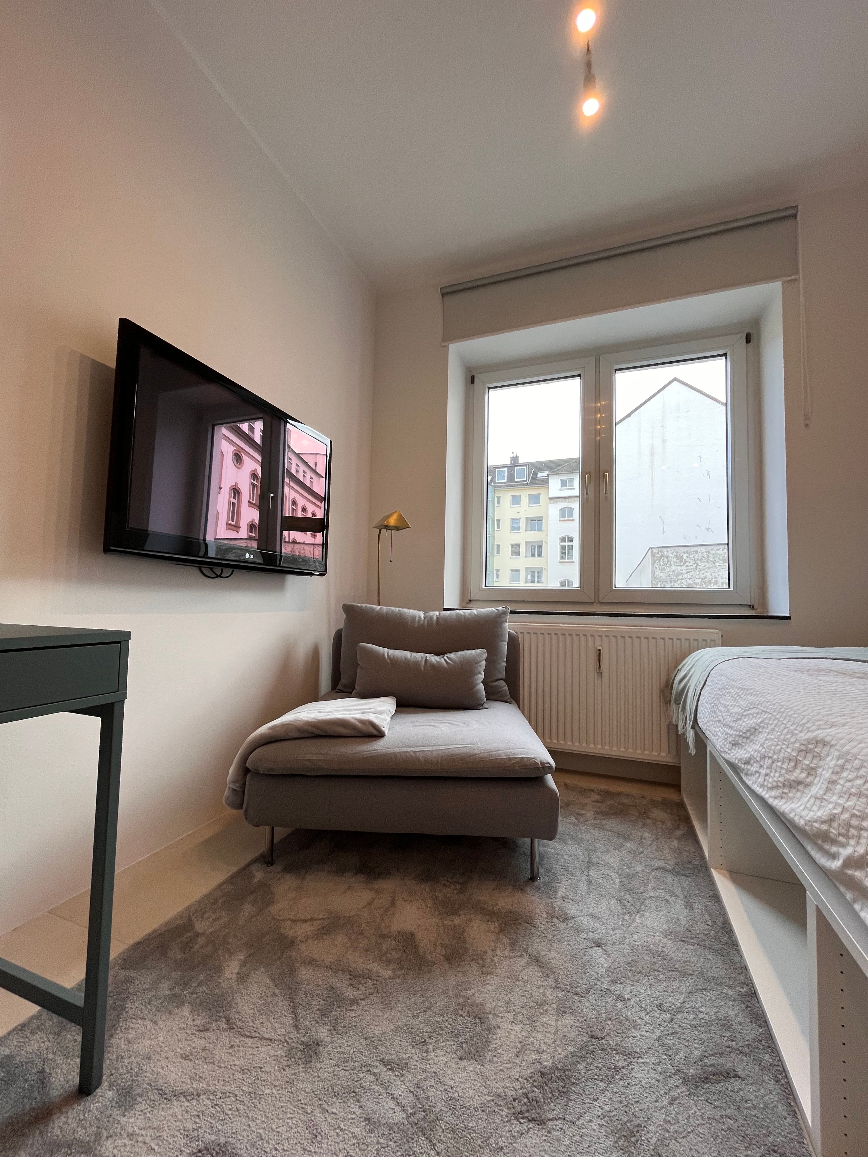 ***Modern Apartment In A Central Location*** - 5