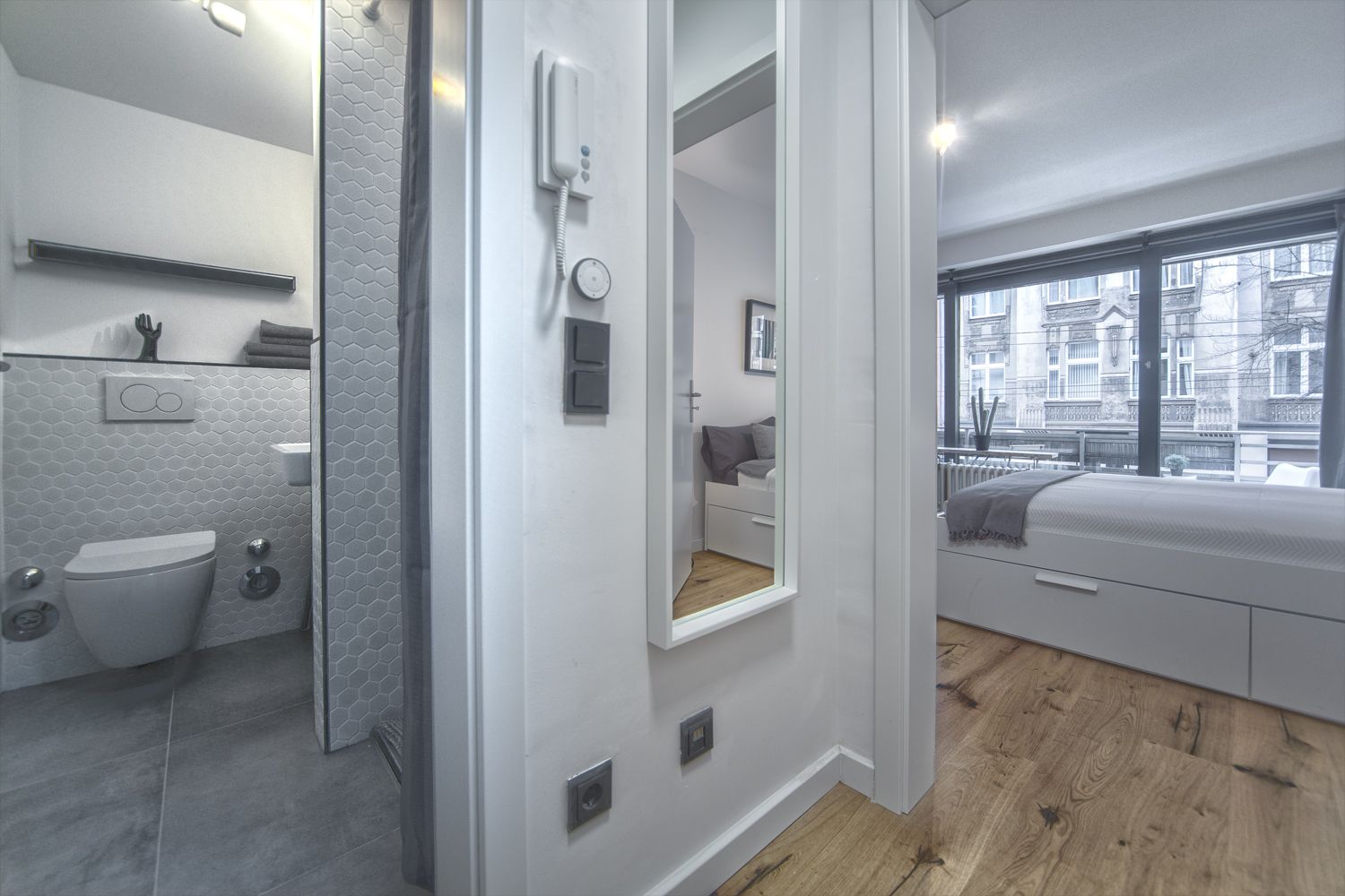 Wonderful & Nice Apartment Located In Düsseldorf - 5