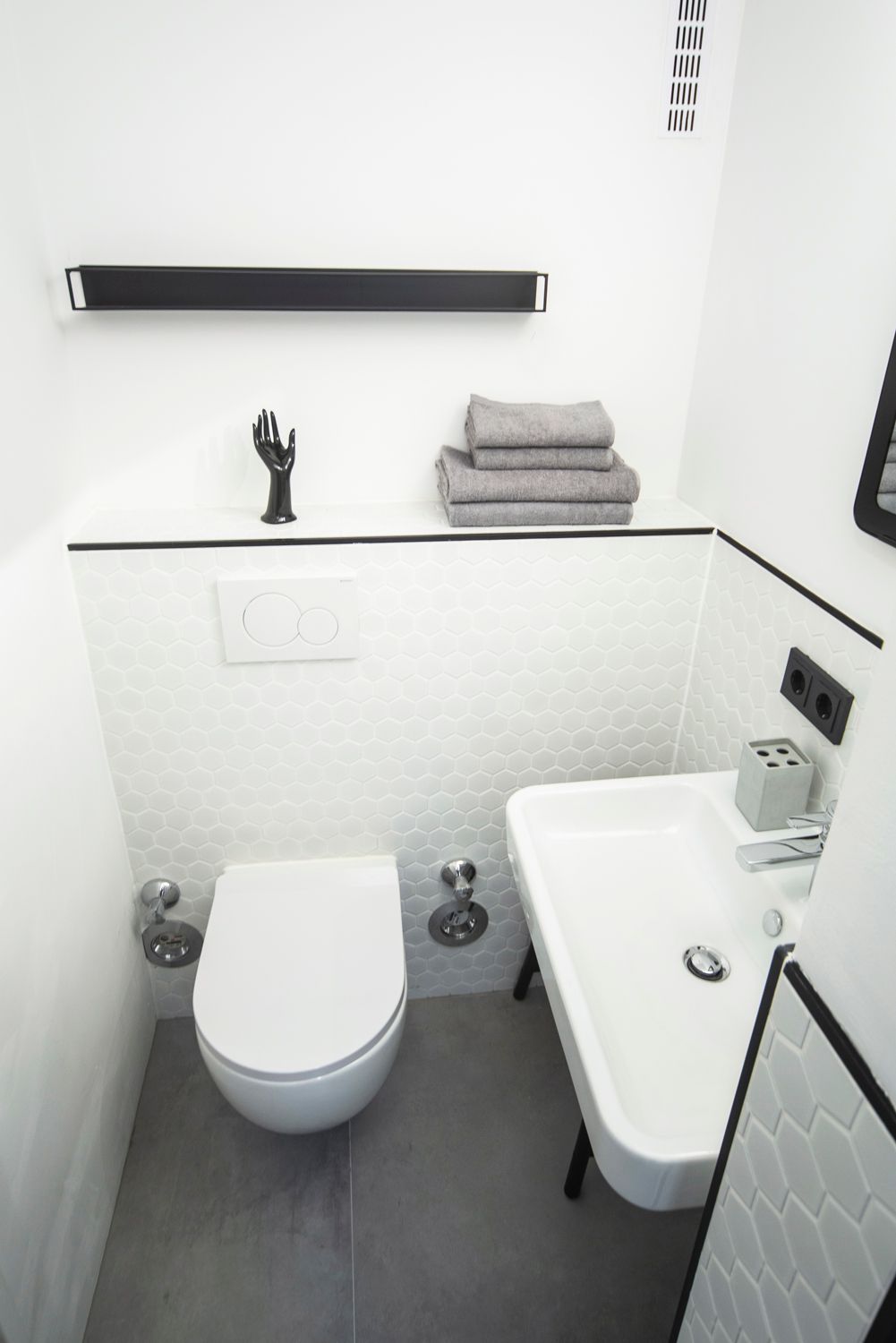 Wonderful & Nice Apartment Located In Düsseldorf - 3