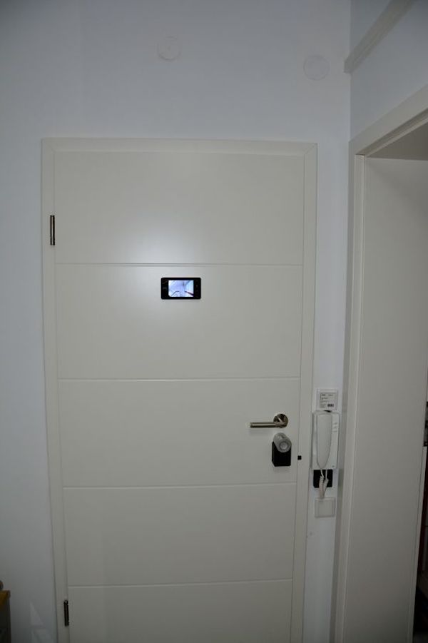 2 Room Apartment In The Greenery Very Well Furnished And Equipped In Neuss - 12