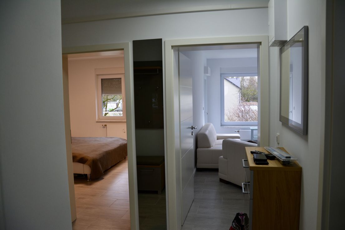 2 Room Apartment In The Greenery Very Well Furnished And Equipped In Neuss - 16