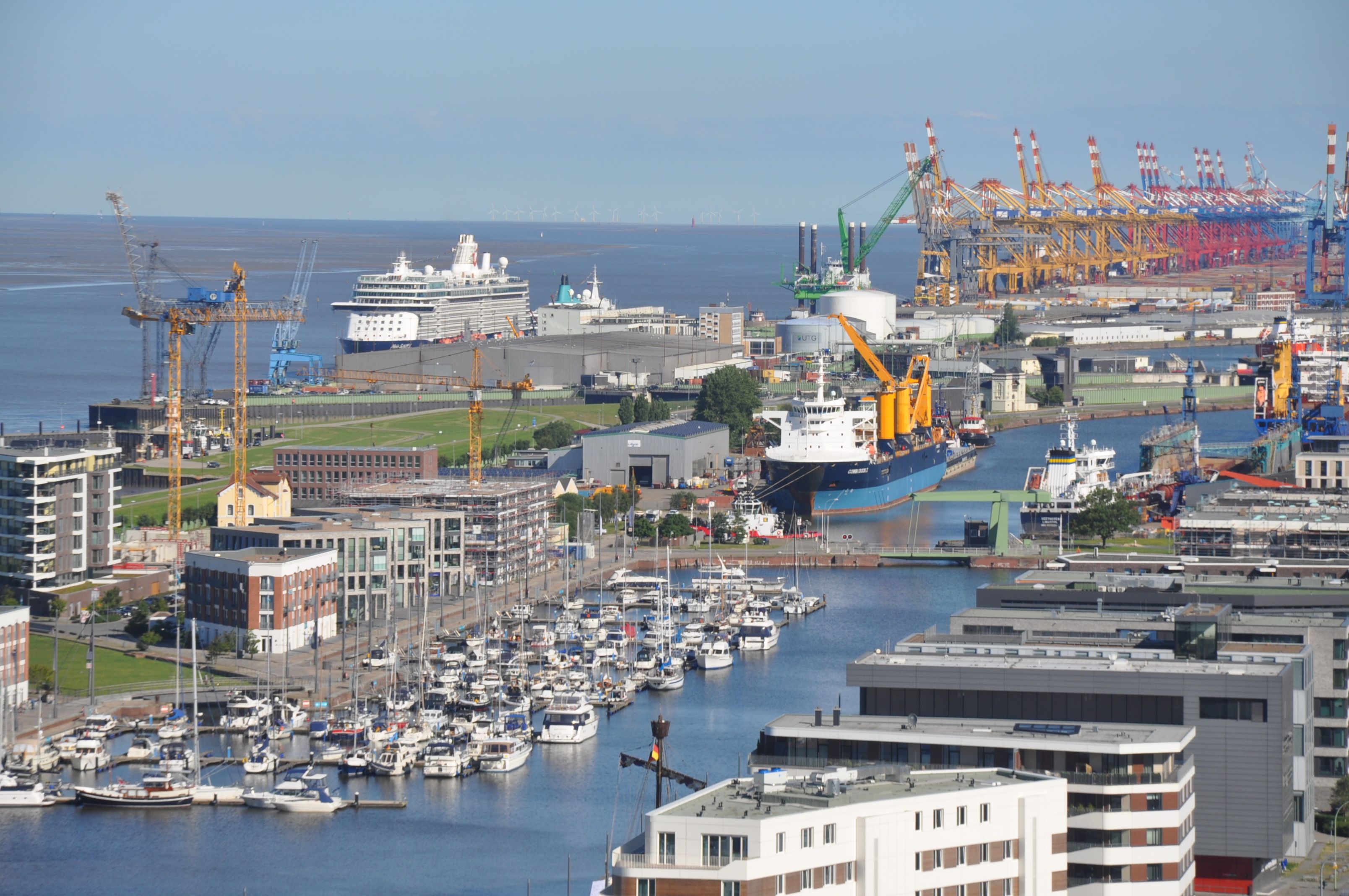 Wonderful Apartment In An Exclusive Location Of Bremerhaven With Swimming Pool And Sauna - 2