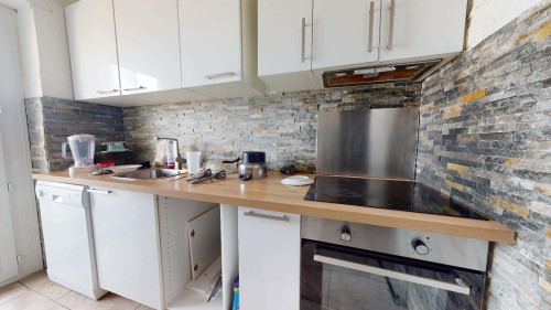 Room in Impasse Jean de Savignac, Marseille for 58 m² with 3 bedrooms - Gallery - 6