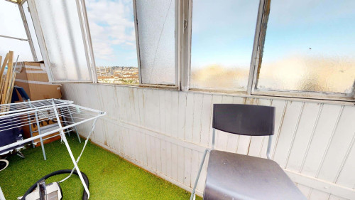 Room in Impasse Jean de Savignac, Marseille for 58 m² with 3 bedrooms