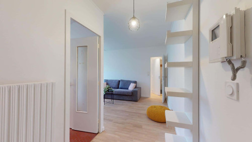 Room in Rue Robert, Lyon for 104 m² with 5 bedrooms - Gallery - 12
