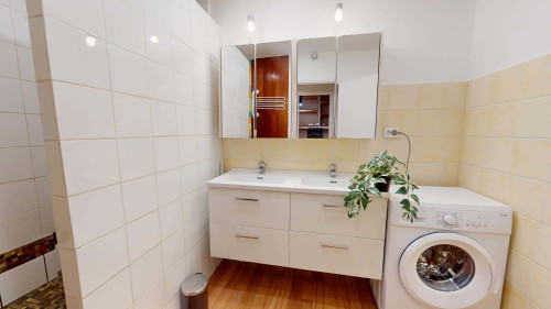 Room in Rue Robert, Lyon for 104 m² with 5 bedrooms - Gallery - 8