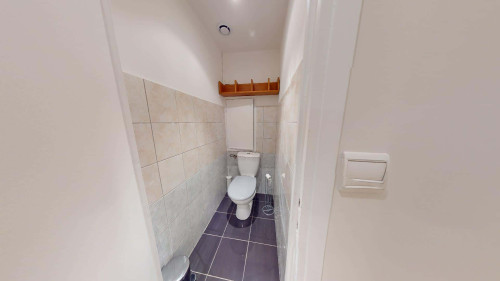 Room in Rue Robert, Lyon for 104 m² with 5 bedrooms - Gallery - 2