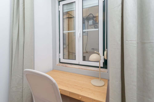 Room 1 - Rua do Desterro 9 3